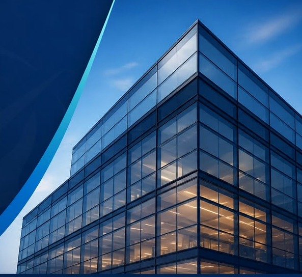 Arquitetura corporativa moderna em edifício de vidro